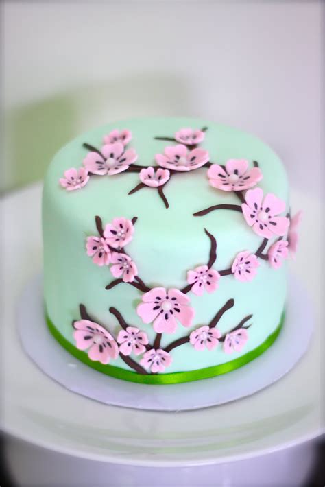 Our best cakes, just in time to save mother's day. Sweet Art Cakes by Milbreé Moments: Cherry blossom ...