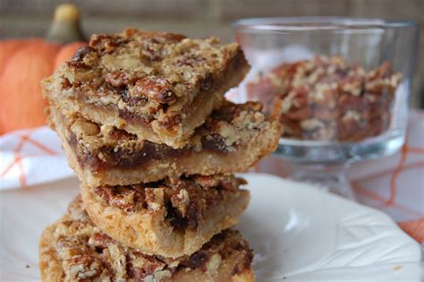 Is it any wonder why one item on my bucket lists is to meet paula deen? paula deen pecan pie bars