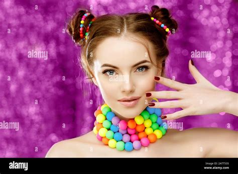Cheerful Hands Fingers Neck Hi Res Stock Photography And Images Alamy