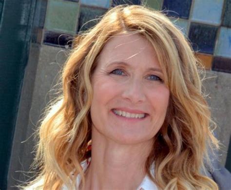 Laura Dern Of Marriage Story Wins Best Supporting Actress Of 92nd