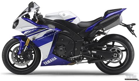 The yzf r1m is a powered by 998cc bs6 engine mated to a 6 is speed. 2014 YAMAHA YZF-R1-仿2014 Motogp M1拉花