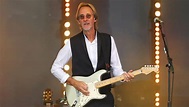 Mike Rutherford Has Been Using A $140 Guitar On Genesis' Reunion Tour ...