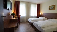 Doppel-/ Zweibettzimmer im Hotel Schumacher Düsseldorf - hell und ...