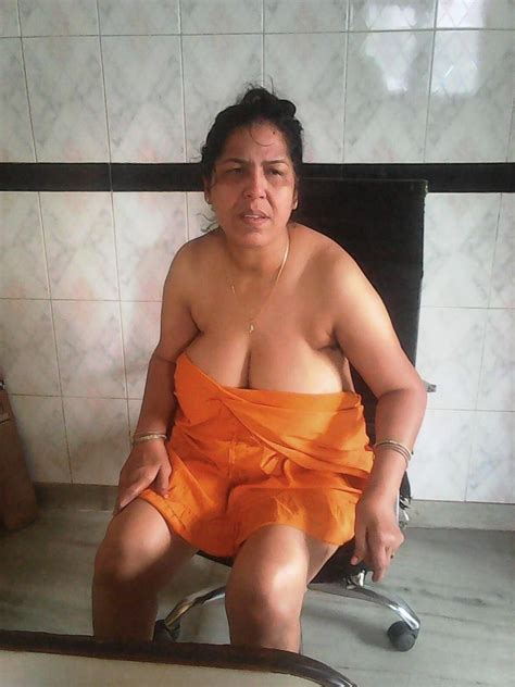 Meena Bhabhi Sexy Open Big Boobs Photo Gallery Porn Pics Sex Photos
