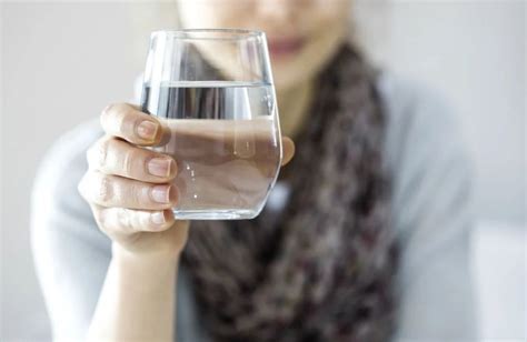 Beber Menos Gua No Inverno Pode Ser Perigoso Para A Sa De Entenda