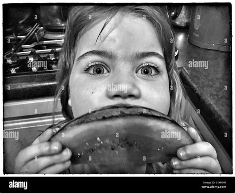 Niños De 5 Años Imágenes De Stock En Blanco Y Negro Alamy