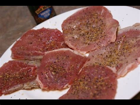 It should be in very thin slices, but not falling apart. easyiest method to cook round steak | Braised Round Steak - YouTube