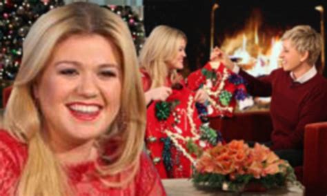 Kelly Clarkson Reveals She Loves Pregnancy But Admits She Struggles With Sickness Daily