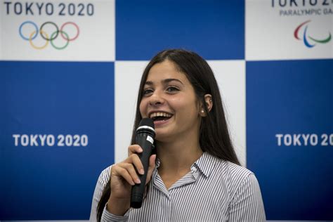 Yusra mardini is a syrian swimmer currently living in berlin, germany. Yusra Mardini's Incredible Story After Fleeing Syria To Swimming In The Olympics | Marie Claire ...