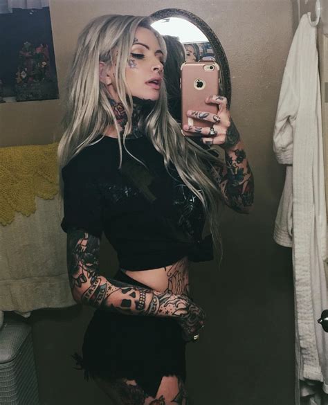 αυυυвreyтαтe ☾♡ Tattoed Women Tattoed Girls Inked Girls Hot Tattoos