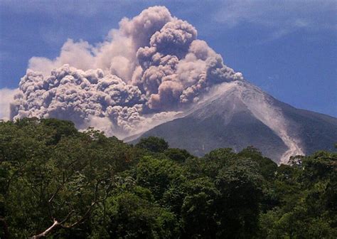 The Big Wobble The Fuego Volcano In South Guatemala Explodes One Of