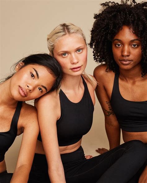 Recycled Activewear | Girlfriend Collective | Ethical Made Easy | Photoshoot, Poses, Beauty images