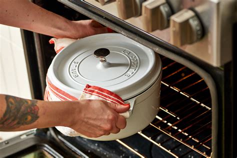 Sale Staub 3 Qt Dutch Oven In Stock