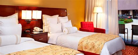 Hotels In Indianapolis Indianapolis Marriott East