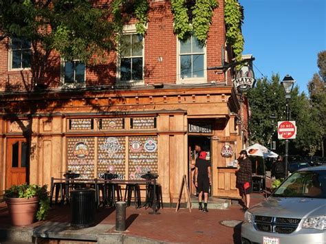 Maxs Taphouse Baltimore Fells Point Menu Prices And Restaurant