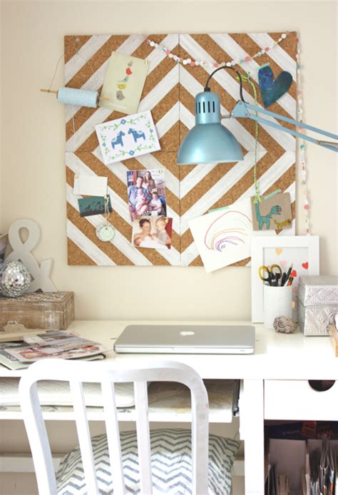 How To Make A Cork Pinboard For A Better Organized Home