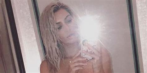 Kim Kardashians Naked Instagram Selfies Kim Kardashian