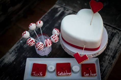 Vector birthday / vector font. Cupids Cake with Love Letters... Photo: Joanne Heywood