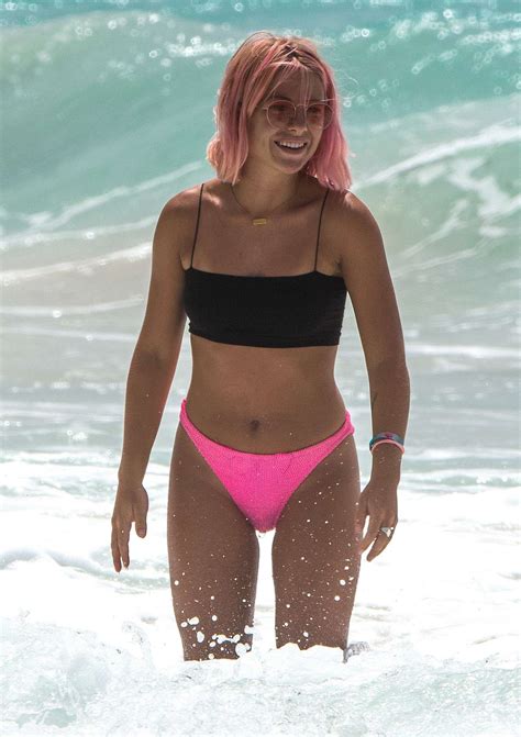 Jessica Woodley In Bikini On The Beach In Barbados Gotceleb