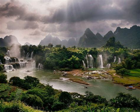 Free Download Download Breathtaking Waterfall Wallpaper 1680x1050 For