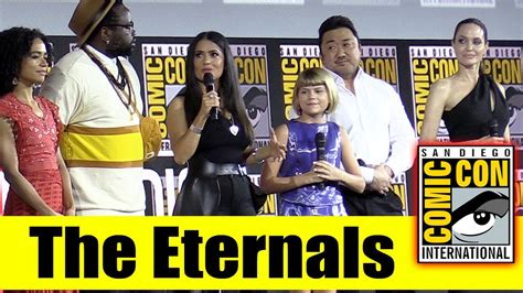 The Eternals 2019 Marvel Comic Con Panel Angelina Jolie Selma Hayek