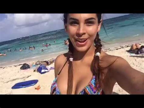 Srhepany valenzuela enseña su cuerpo en la playa se desnuda YouTube