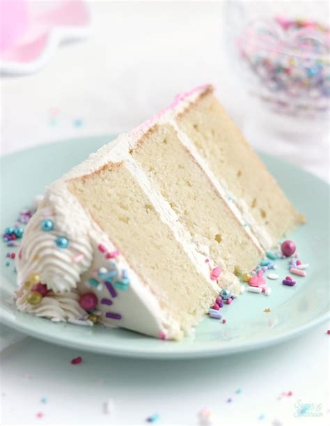 This is the perfect vanilla cake recipe! Finally. The Perfect Vanilla Cake Recipe. - Sugar & Sparrow