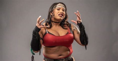Aew And Nyla Rose The Fight For Acceptance Wrestling Amino