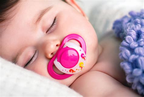 The Effects Of Thumb Sucking And Pacifiers Updated