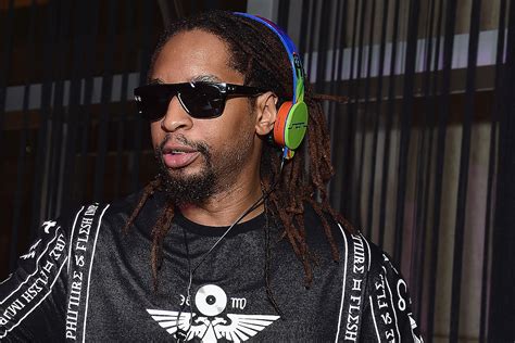 Lil Jon Parties It Up With Strippers And Performers During Nightclub Blackout Celebrity Insider