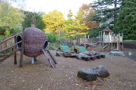 Childrens Play Area © Philip Halling Cc By Sa20 Geograph Britain