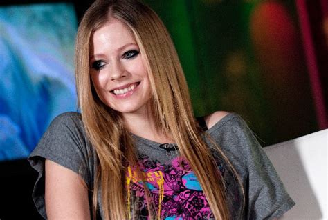 Avril Lavigne Battling Undisclosed Illness Asks For Prayers Toronto Sun