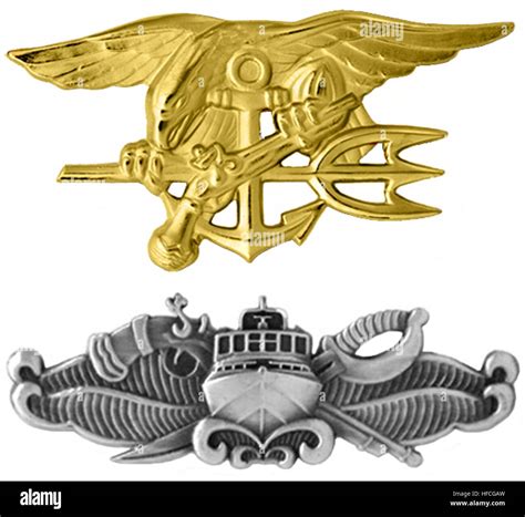 Navy Insignia Hi Res Stock Photography And Images Alamy