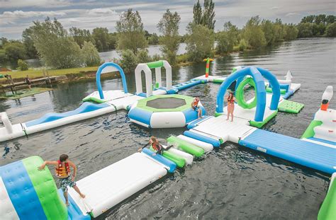 Makanya saya dan emira singgah kejap untuk menghiburkan hati. Professional Uk Oxford Inflatable Aqua Fun Park Made By ...