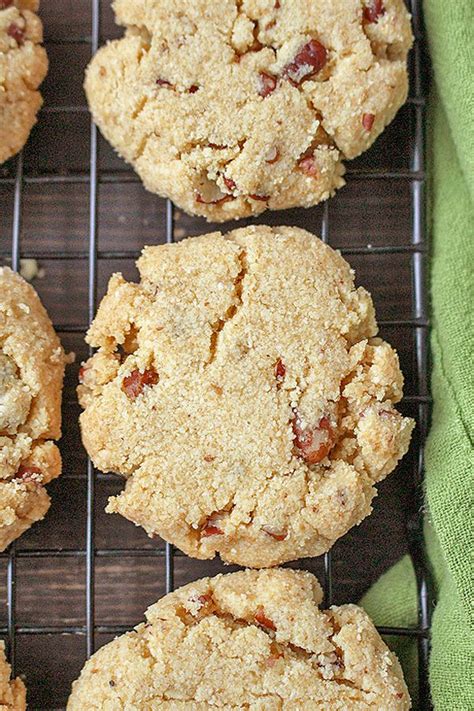 A delicious holiday cookie, these pecan butterballs get a crunchy texture from their namesake fall nut. These Paleo Butter Pecan Cookies are easy to make, only ...