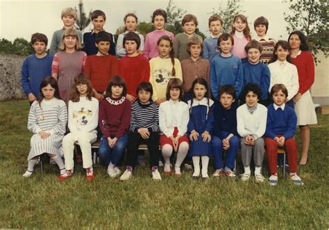 Photo De Classe CM2 De 1982 Cole Primaire Copains D Avant