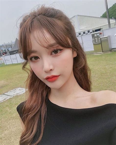 Just add curl or two here and there, and you'll. Cuty Korean Bangs Haircut 2020 For Women Fashion