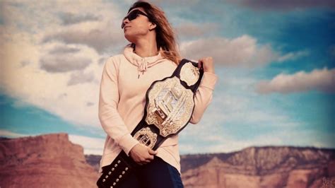 Nicco Montano Makes History As The 1st Female Native American Ufc