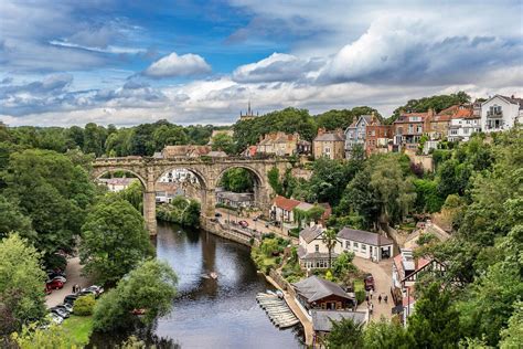 15 Of The Best And Most Beautiful Small Towns To Visit In England