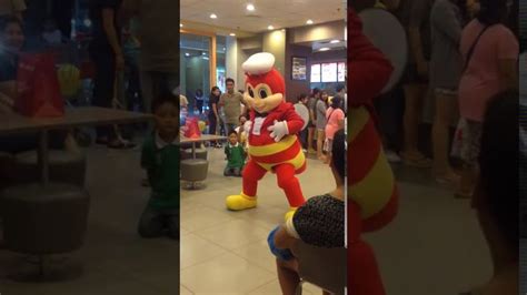 Pin By Jollibee Video Collection On Mascots Jollibee Youtube Mascot