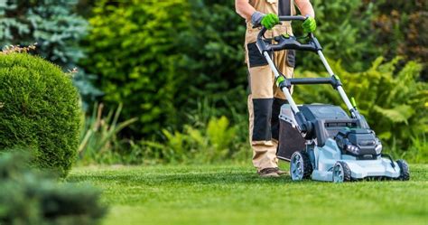 How To Mow A Lawn Top Outdoors Gears