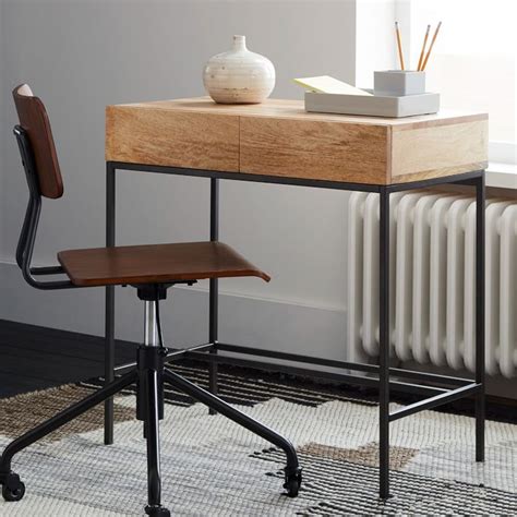 The Best Desks For Small Spaces Small Space Desks Apartment Therapy