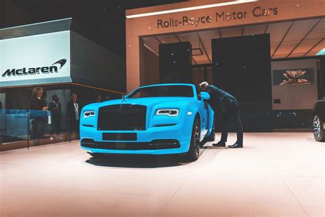 Rolls Royce Vs Bentley Autocurators