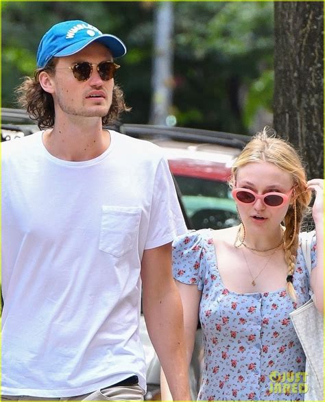 Dakota Fanning And Boyfriend Henry Frye Step Out For Casual Weekend Date