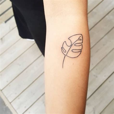15 Unique Single Line Tattoo Designs You Should See