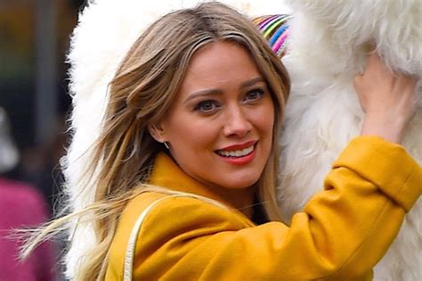hilary duff breaks silence on why the lizzie mcguire reboot was canceled by disney