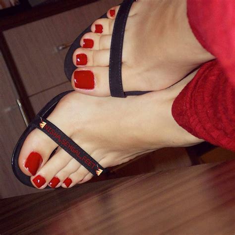 2676 best images about nice feet in shoes sandals flip flop on pinterest pretty toes