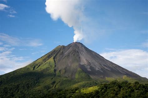 Costa Rica Cloud Forest And Arenal Volcano Tour Go Visit Costa Rica