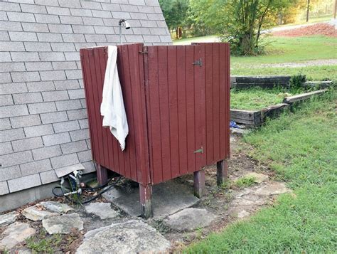 Outdoor Shower Adds To Cabins Flair