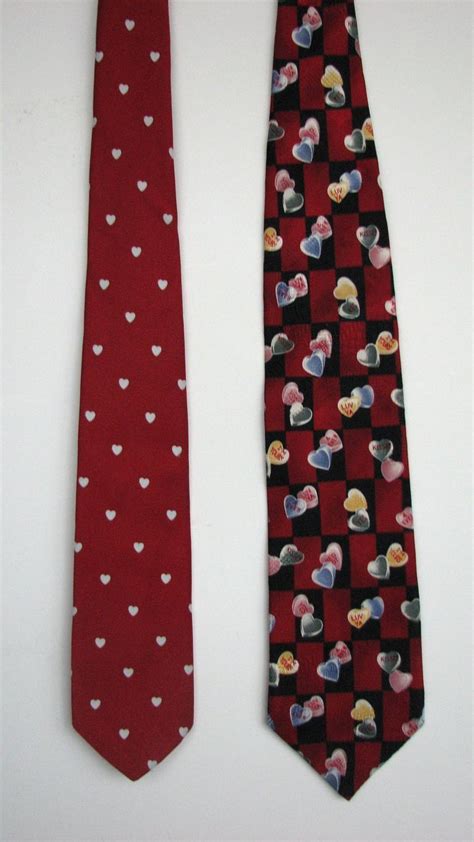 Vintage Neckties Valentines Day Hearts Item